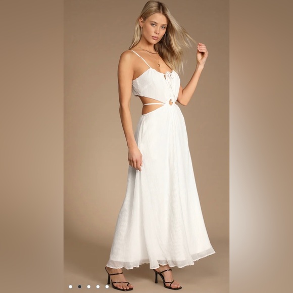 Summers Comin' White Tie-Back Cutout Maxi With Pockets - BRAND NEW - LULUS - S - Picture 2 of 8